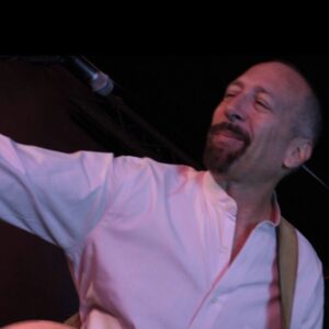 A photo of singer and guitarist David Davol.